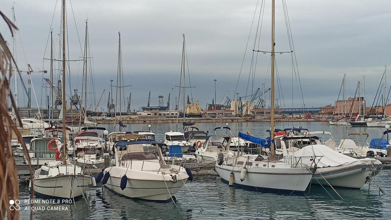 Al Molo Sant'Eligio Ξενοδοχείο Ταράντο Εξωτερικό φωτογραφία