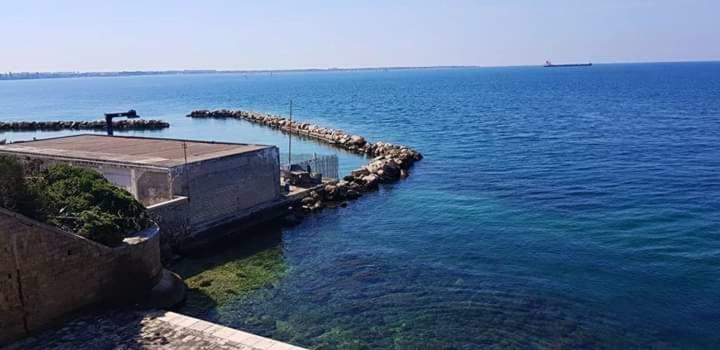 Al Molo Sant'Eligio Ξενοδοχείο Ταράντο Εξωτερικό φωτογραφία